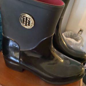 Brand new tommy hilfiger rain boots